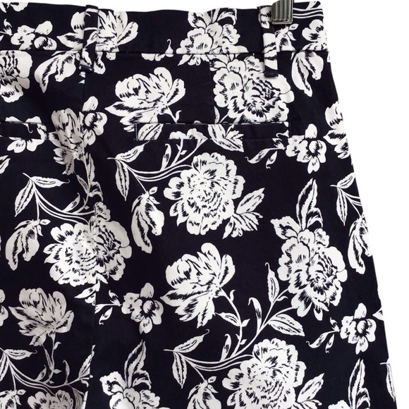 Gap Signature Skinny Ankle Khakis Blue White Floral Signature NEW - Picture 7 of 10